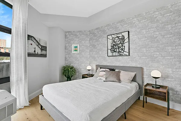 Rented by Bohemia Realty Group | media 2