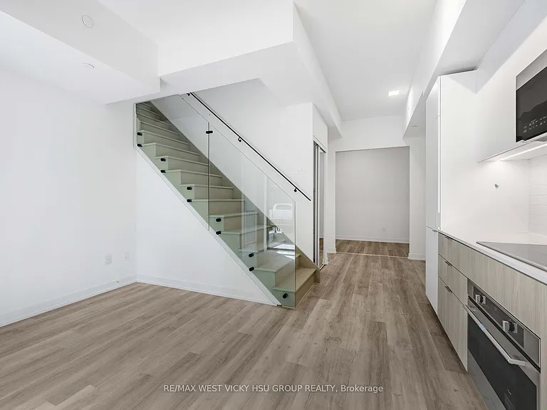 28 Eastern Ave #Townhouse 105-6 — Photo 4