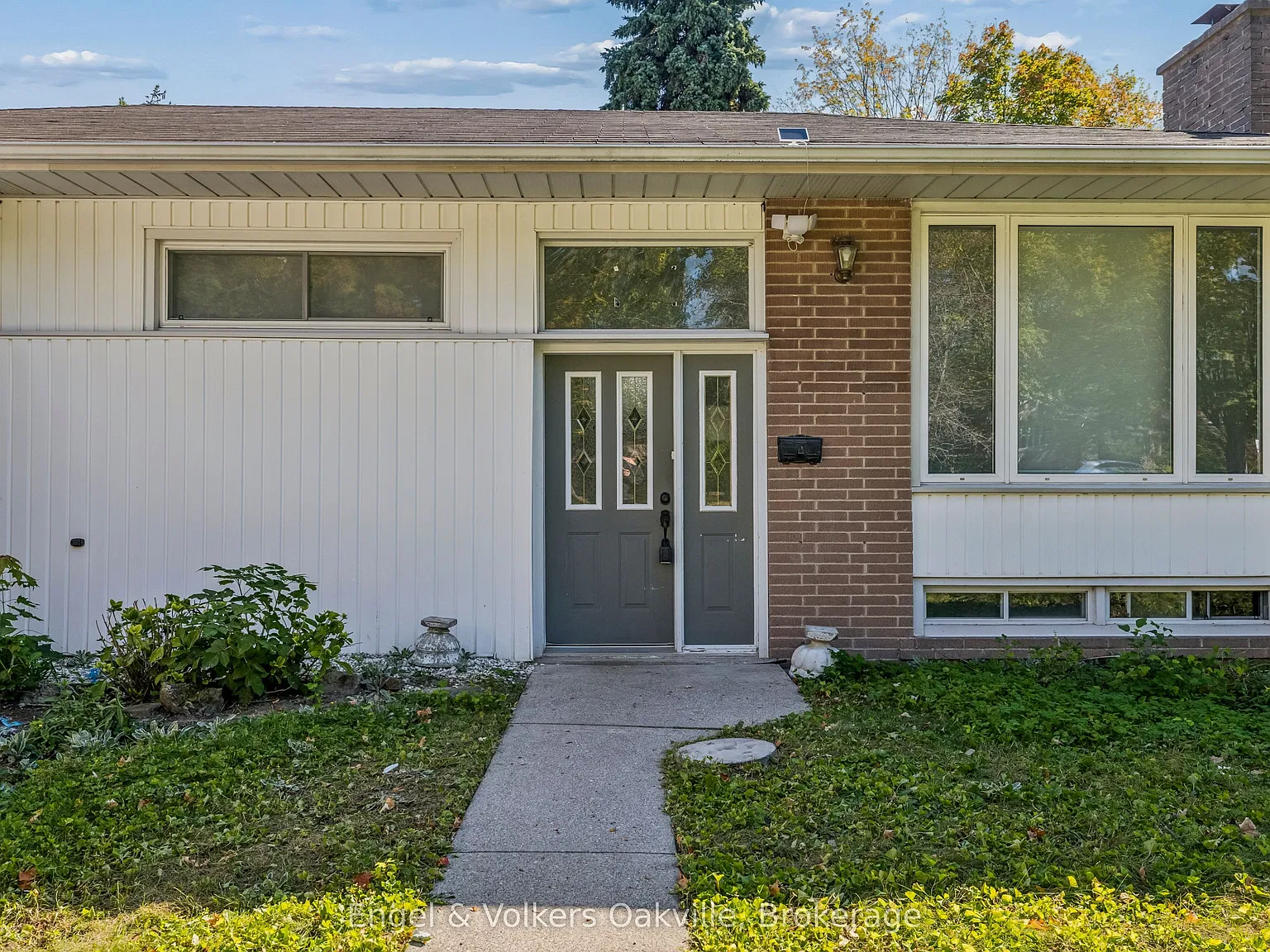 4 bed, $4,250 — Photo 3