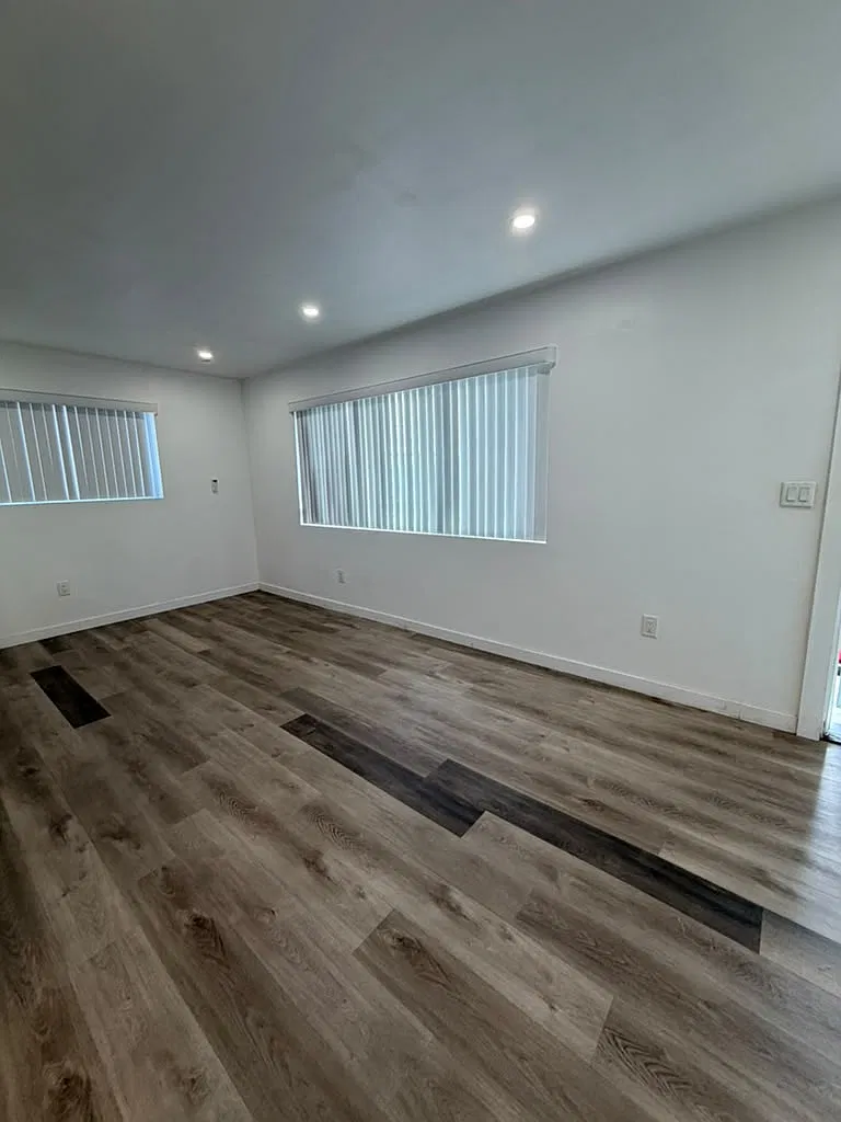 Studio, 550 sqft, $995 — Photo 1