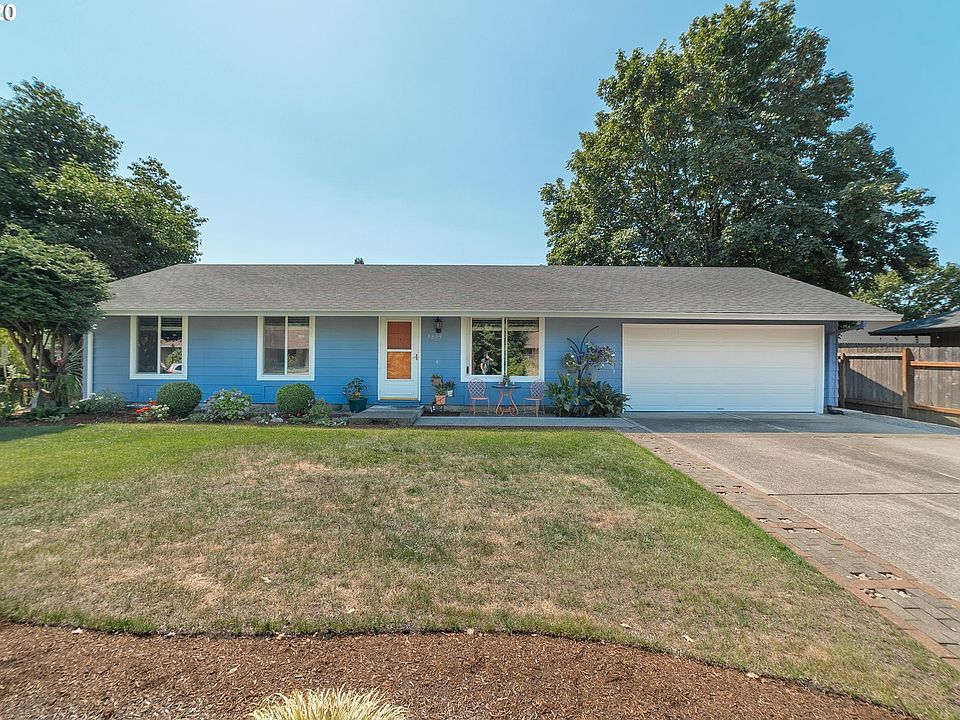 1st image of 9809 NE Tanglewood Dr
