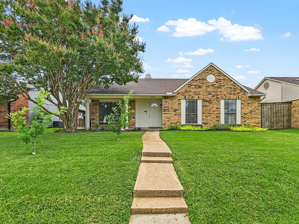 1st image of 2809 Edinburg Ln
