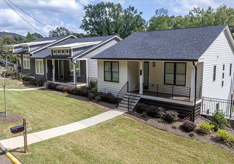 122 Dudley Dr