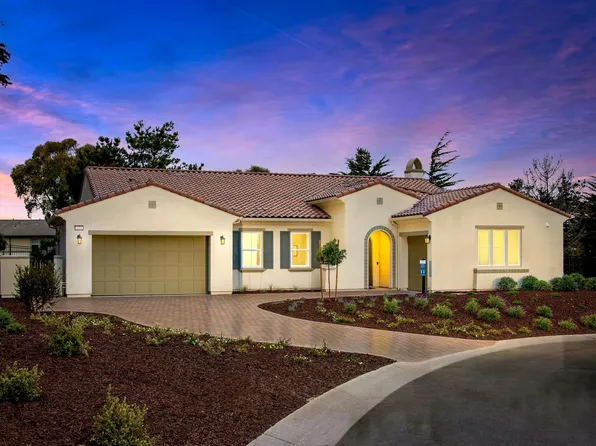 23 Fairway Dr, Seaside, CA 93955