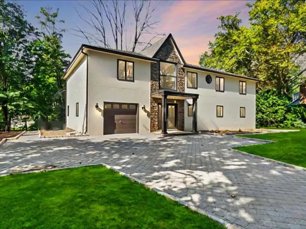 408 Wilmot Road, Eastchester, NY 10804