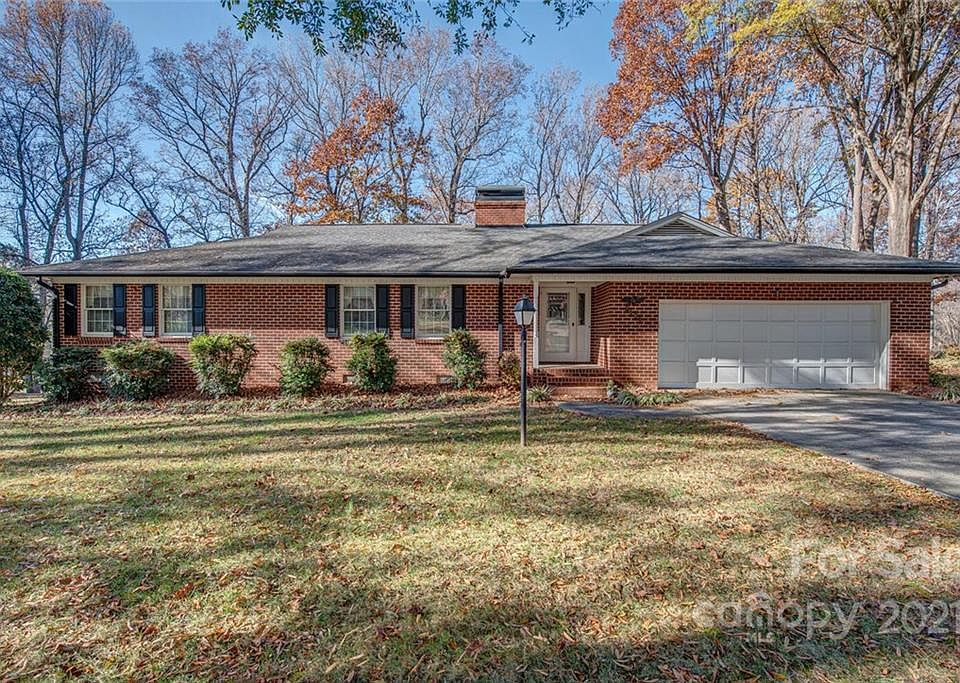1st image of 2404 Denise Dr