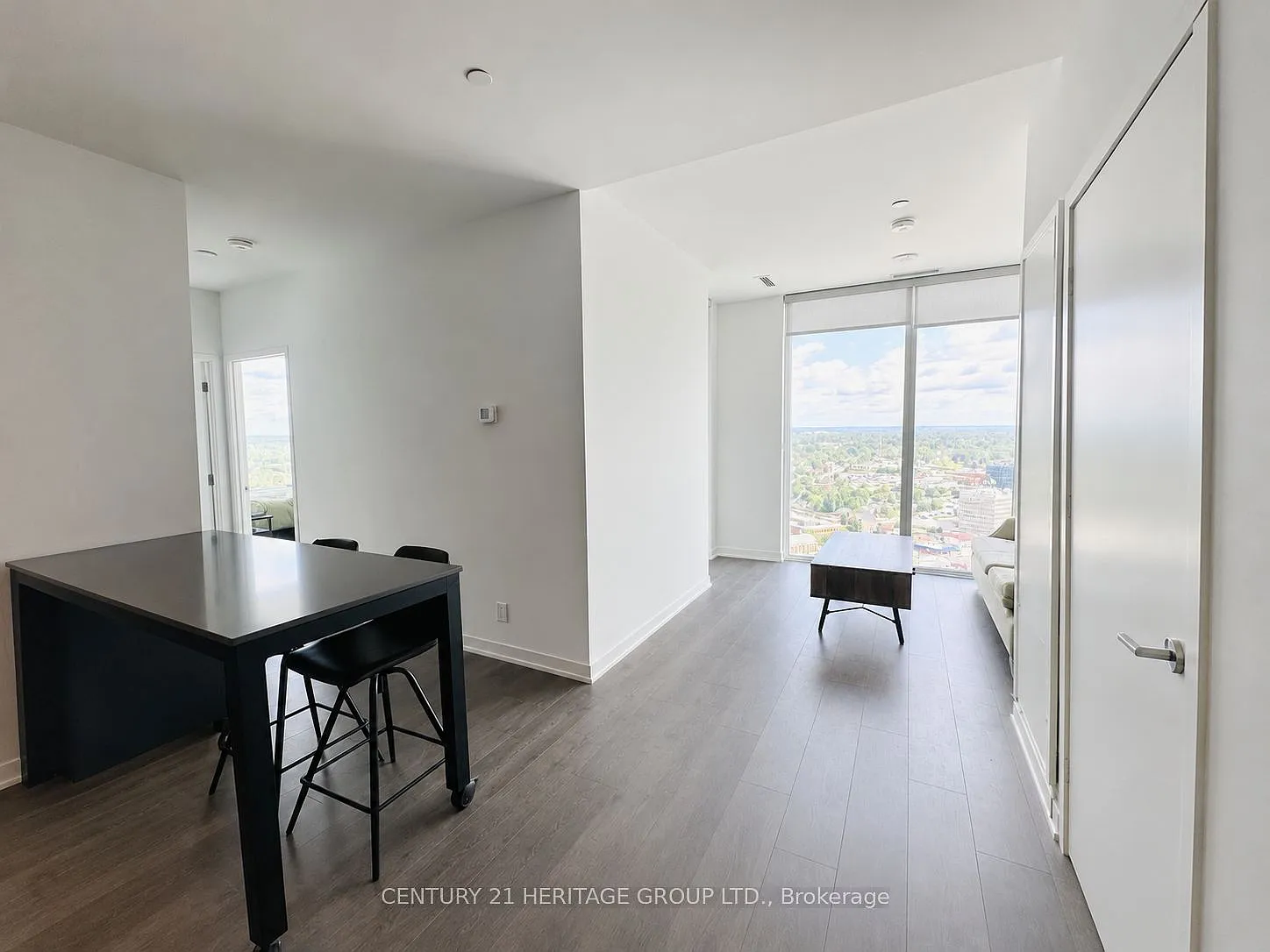 2 bed, $2,300 — Photo 3