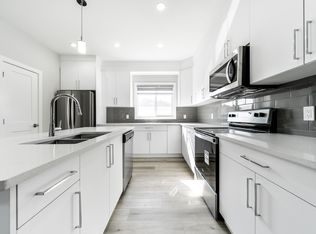 595 Black Stone Blvd #M, Leduc, AB T9E1M3