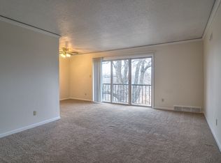 8545 Holmes Rd APT 123, Kansas City, MO 64131