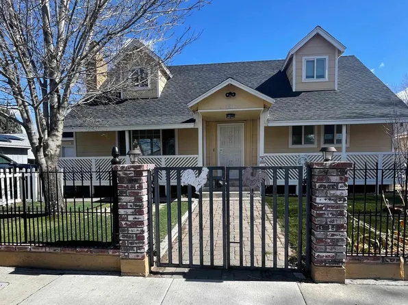 4500 Aster Dr, Reno, NV 89502