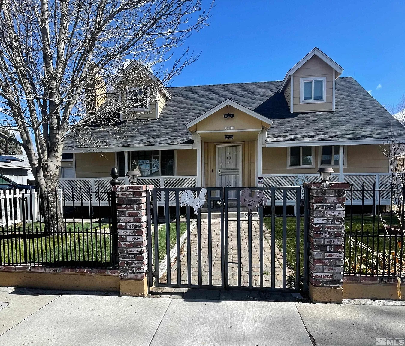 4500 Aster Dr photo 1