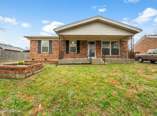 3618 Ripple Creek Dr, Louisville, KY 40229