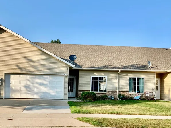 5157 Weatherstone Dr NW, Rochester, MN 55901