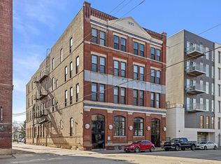 1017 S 2nd St, Milwaukee, WI 53204