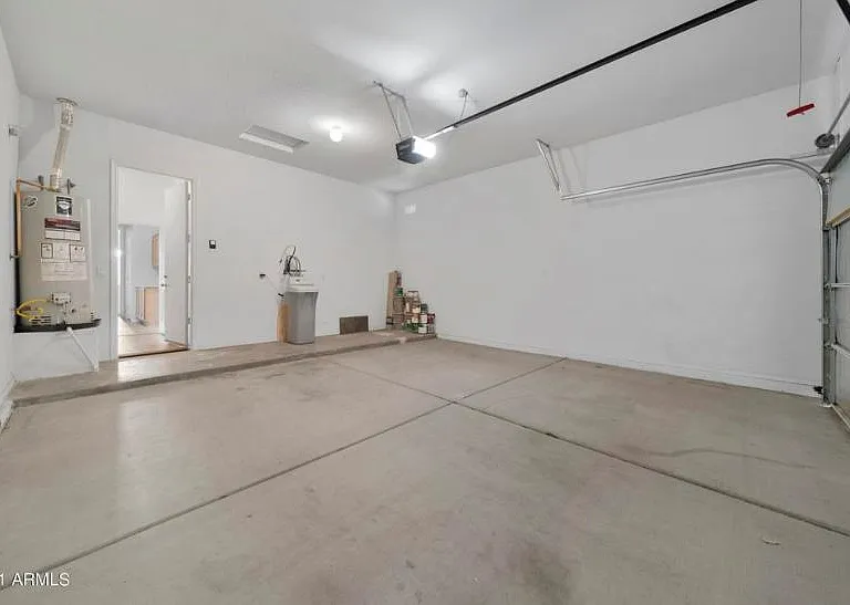 3010 W Languid Ln — Photo 30