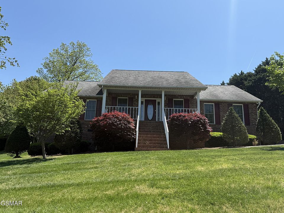 1st image of 612 Rumble Wood Ln