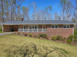 127 Spring Valley Rd, Pickens, SC 29671