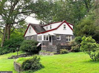 3580 Saint Peters Rd, Elverson, PA 19520