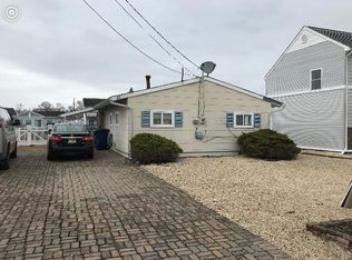 22 Cranbury Lake Dr, Little Egg Harbor, NJ 08087