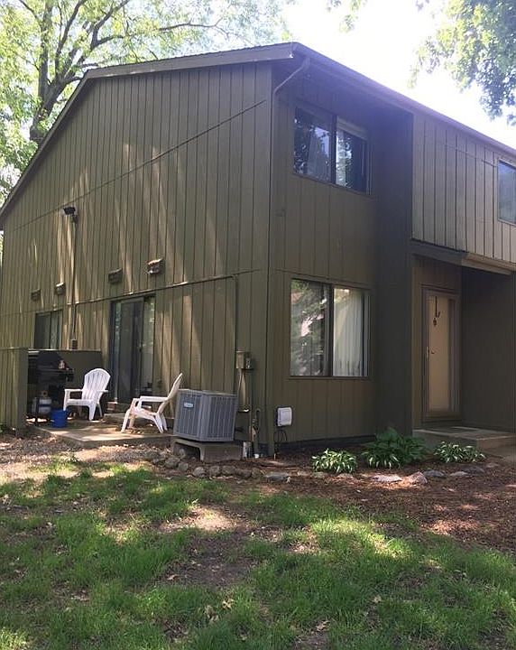 1st image of 1560 Cedarwood Dr APT A