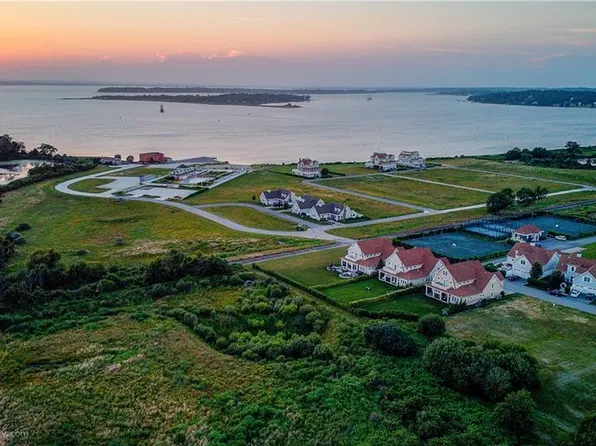 0 S Harbor 11h Dr, Portsmouth, RI 02871