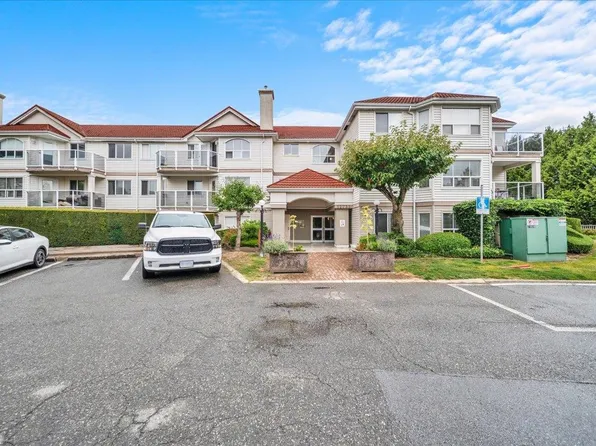 12733 72nd Ave #103, Surrey, BC V3W 2M7