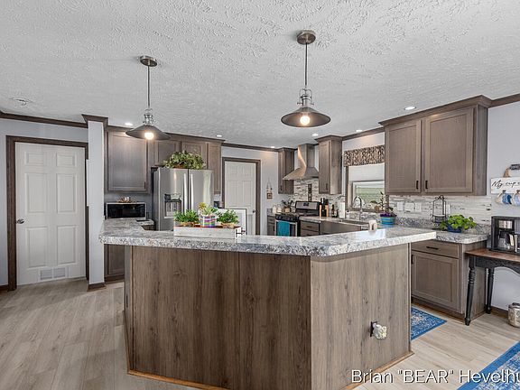 4th image of 4384 Twilight Way