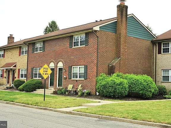 2nd image of 139 Eaves Mill Rd