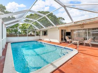 8480 NW 25th St, Sunrise, FL 33322