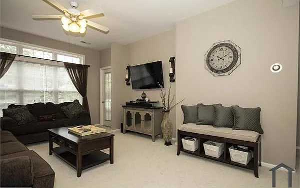 9124 Groffs Mill Dr #9124 — Photo 6