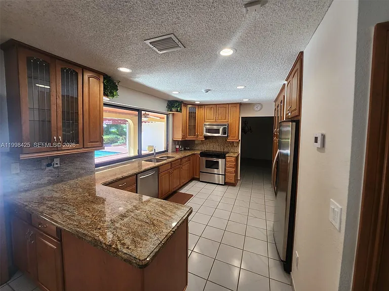 2980 SW 111th Ave — Photo 4