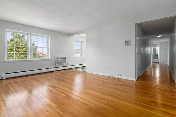 210 Hillside Ave #32
