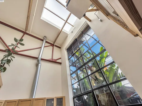1436 36th Ave APT J1, Oakland, CA 94601