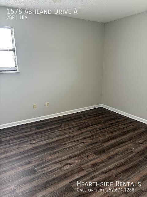 2nd image of 1578 Ashland Dr #A