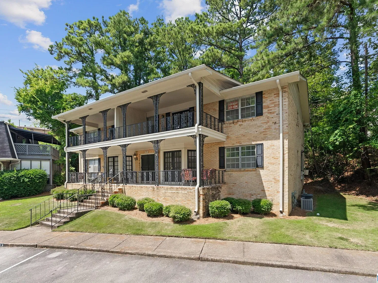 2 bed, 2.0 bath, $1,495 — Photo 2