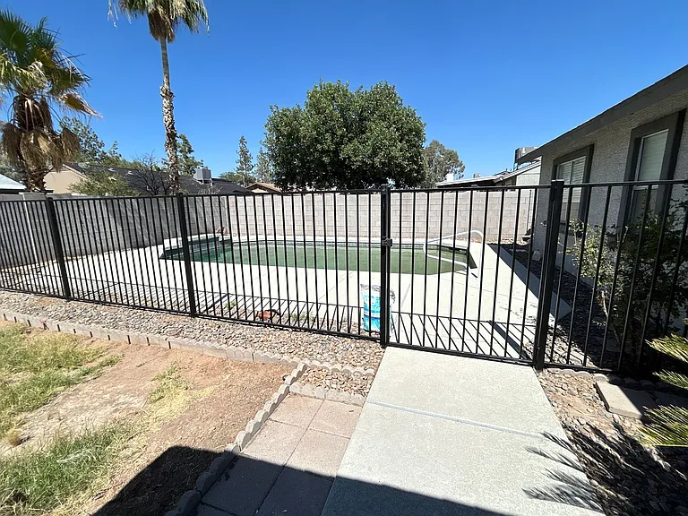 9002 W Malapai Dr — Photo 18