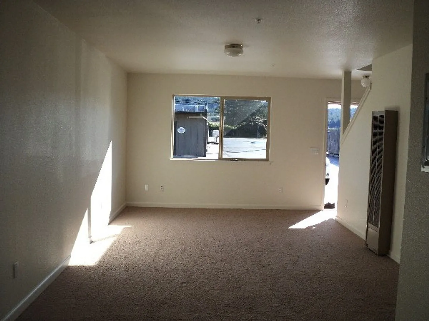 McKinleyville Townhouse — Photo 3