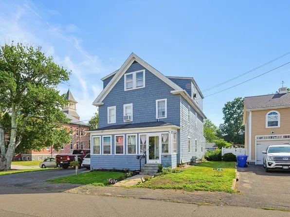 23 Vernon St, Taunton, MA 02780