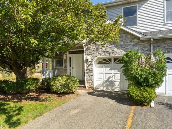 5 Wiley Ct, Parsippany-Troy Hills Twp., NJ 07950