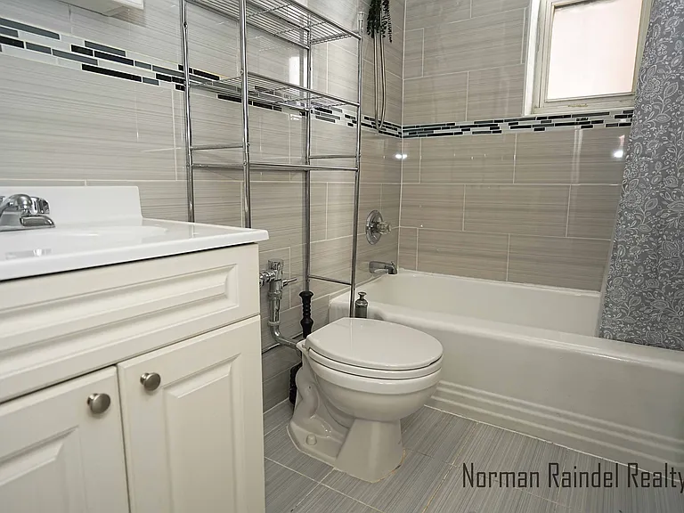 2566 Ocean Ave #C8 — Photo 10