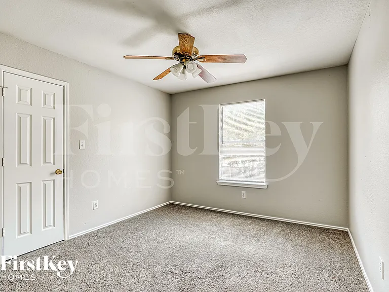 9342 Bowmore Ct — Photo 14