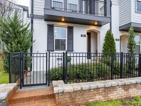 4th image of 816 S Columbia Dr