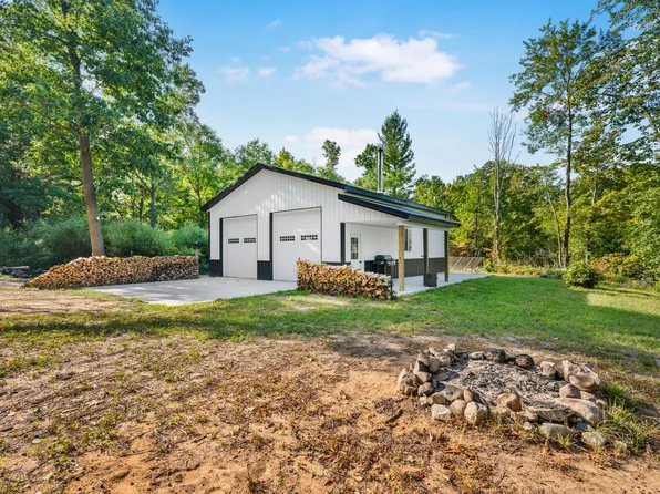 19700 Spruce Rd, Big Rapids, MI 49307