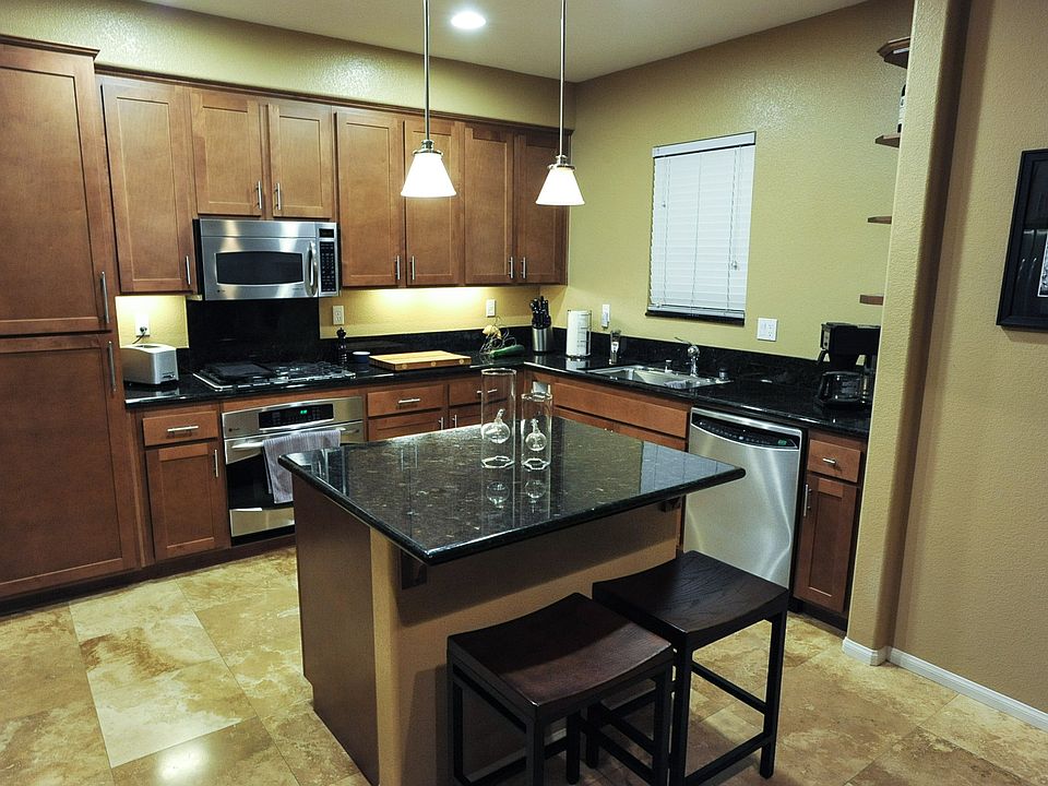 1st image of 2472 Longstaff Ct