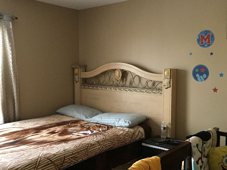 2nd image of 7614 Lucky Ln