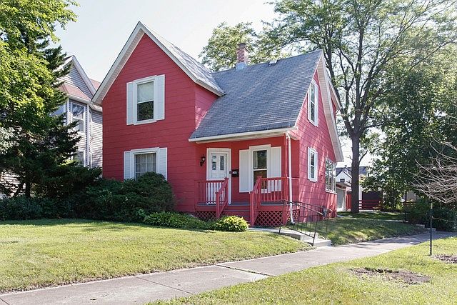 1st image of 1247 Vincennes Ave