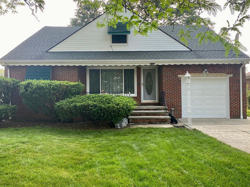 1st image of 2876 Forestview Ave