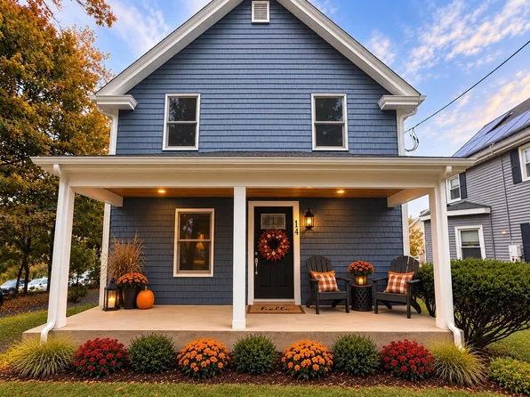 14 Wilmarth St, Attleboro, MA 02703