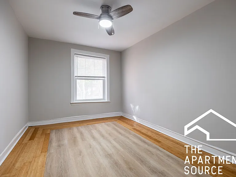 6304 N Oakley Ave #1 — Photo 9
