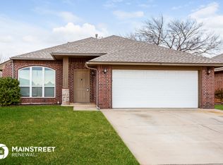 305 Tecumseh Meadows Dr, Norman, OK 73069